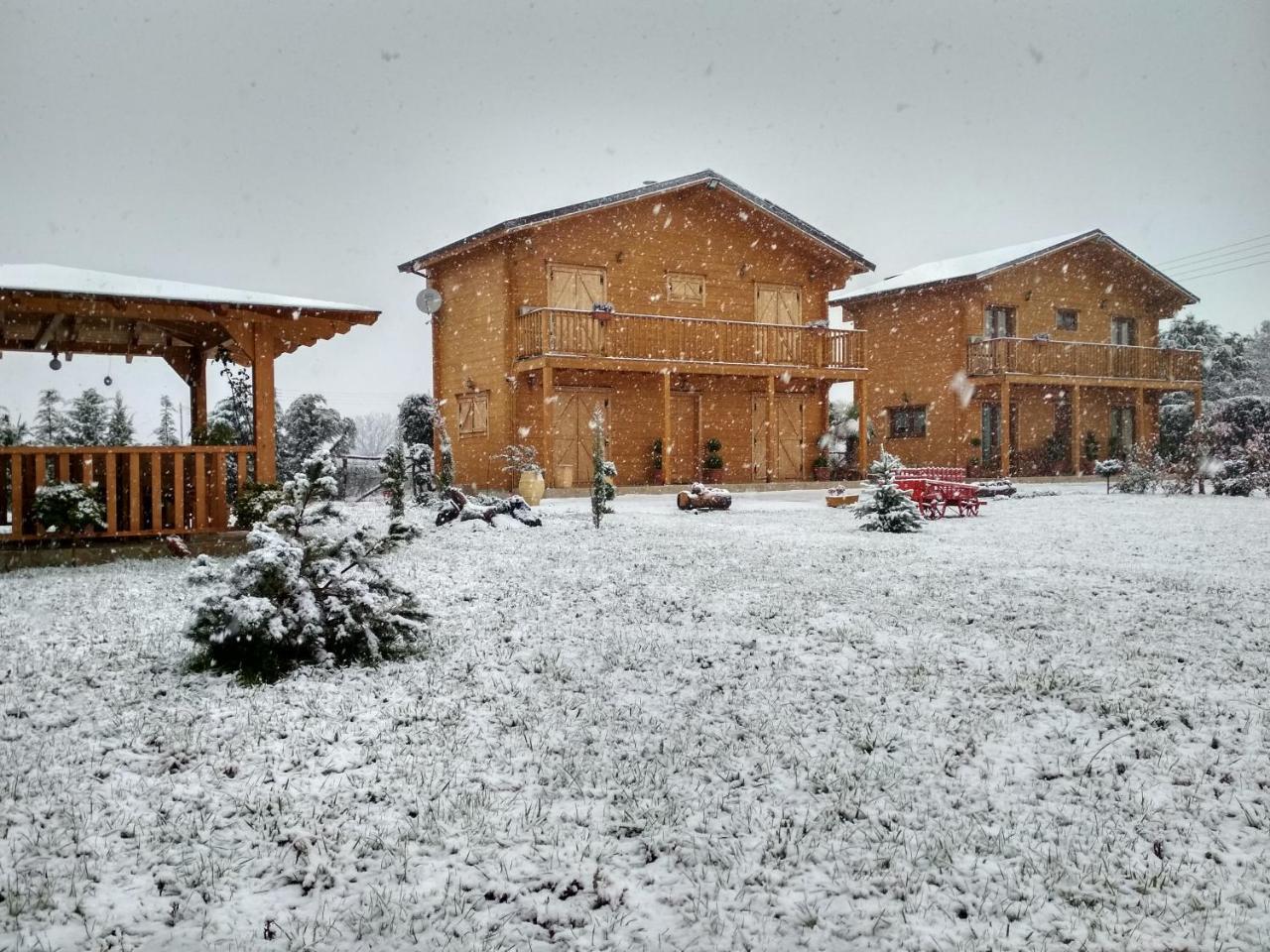 Kastor Chalets Ampelokipoi  Exterior foto